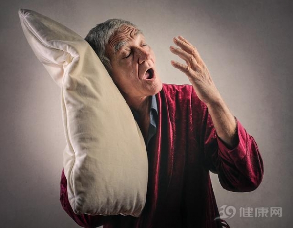 睡眠科醫生：最近睡覺出現5個問題，大病可能找上你了！